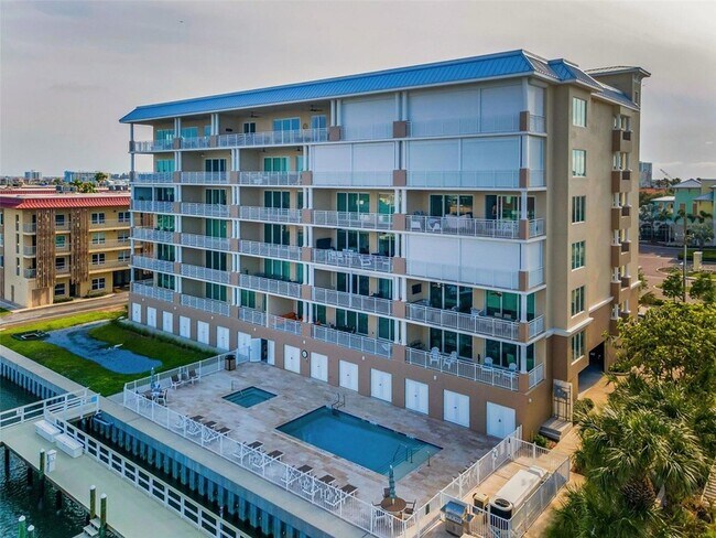 Building Photo - 125 Island Way
