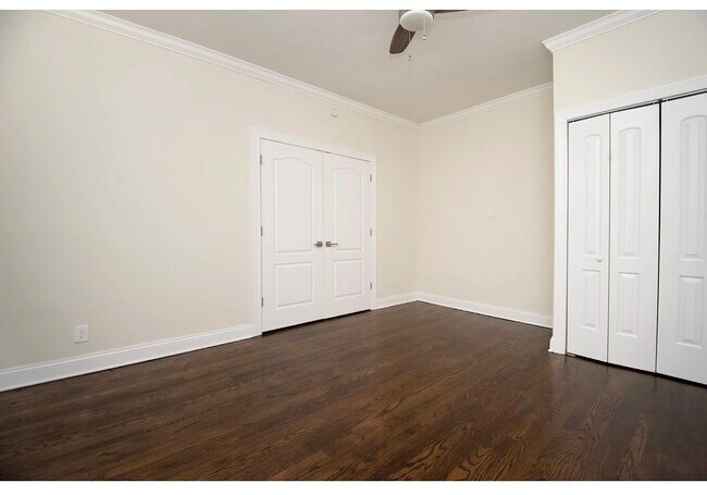 Building Photo - 1132 Maple Ave