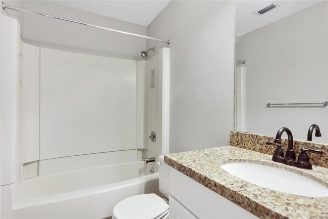 Building Photo - 6 Basal Briar Ct