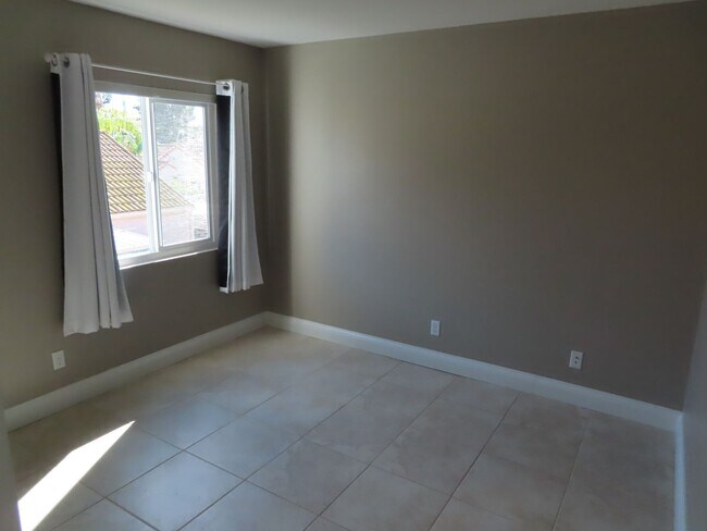 Building Photo - Renovated Three Bedroom Home