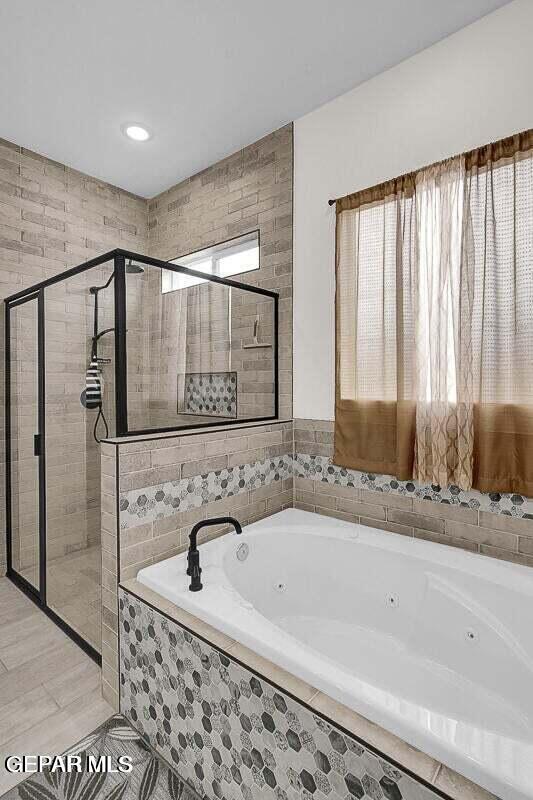 Building Photo - 12365 Desert Wolf Ave