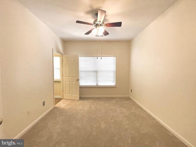 Building Photo - 12518 Heykens Ln