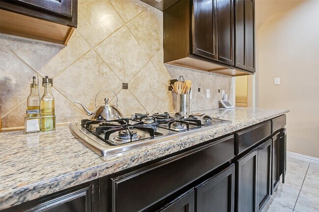 Building Photo - 623 Orlandis Ln