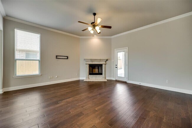 Building Photo - 1433 Nacona Dr