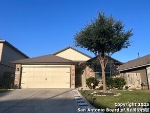 Building Photo - 2534 Live Oak Pass
