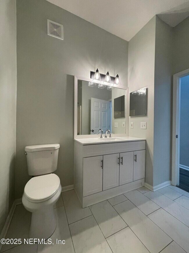 Building Photo - 6057 Maggies Cir