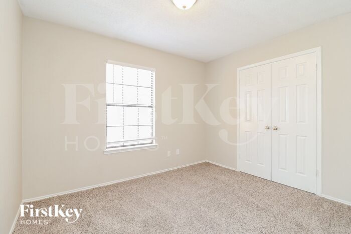 Building Photo - 3008 Clovermeadow Dr