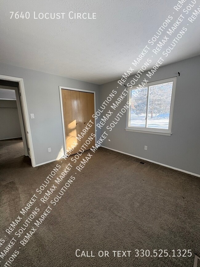 Building Photo - 7640 Locust Cir