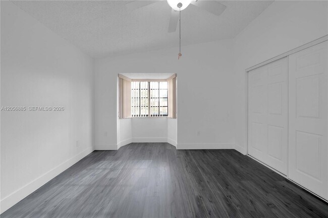 Building Photo - 1535 SW 122nd Ave