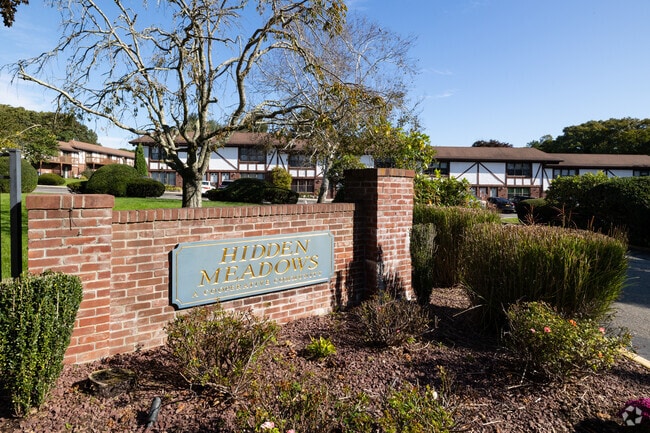Building Entrance - Hidden Meadows Cooperative