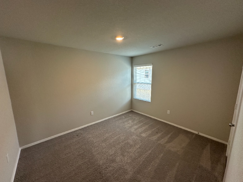 Building Photo - 26 Sun Drenched Trl