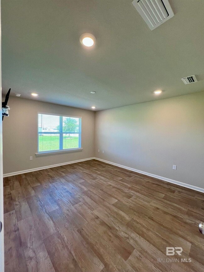 Building Photo - 23105 Shadowridge Dr