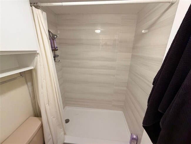 Building Photo - 3000 Guadalupe St