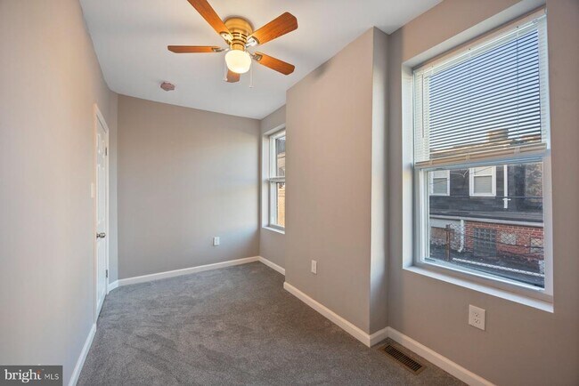 Building Photo - 723 N Luzerne Ave