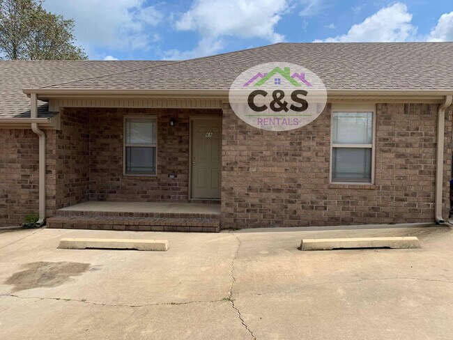 Building Photo - 2169 Smothers Rd