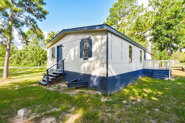 Building Photo - Cozy Roy Harris Loop mobile home