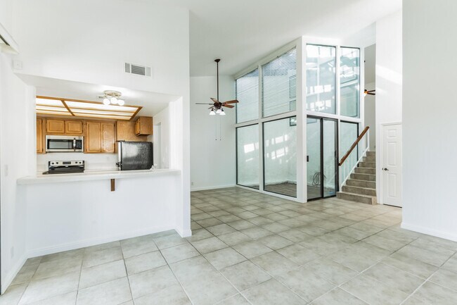Building Photo - 45324 Driftwood Dr
