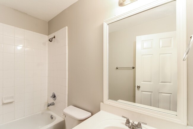 Building Photo - 6402 Mountain Pines Ln