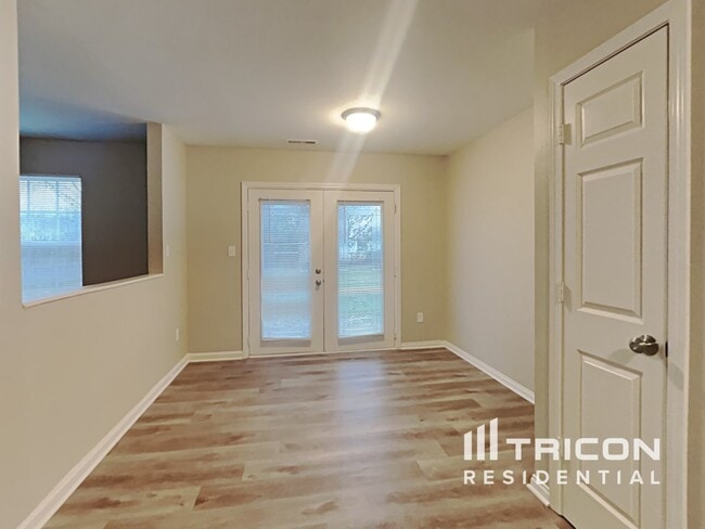 Building Photo - 13600 Ayrshire Cir