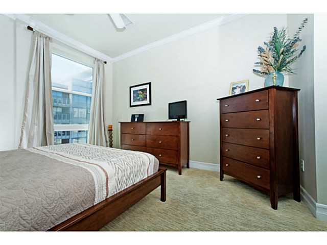 Building Photo - 1225 Island Ave