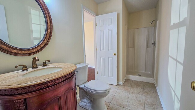 Building Photo - 1804 Larkhill Ct