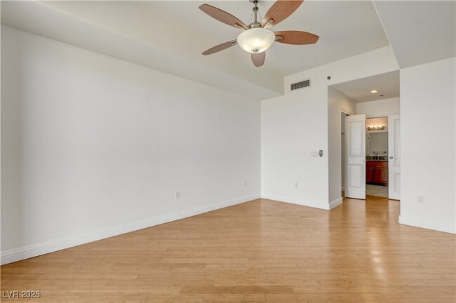 Building Photo - 8255 S Las Vegas Blvd