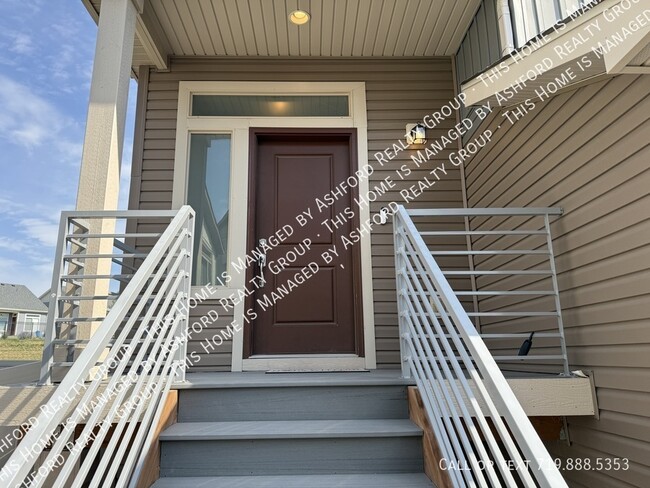 Building Photo - 6044 Callan Dr