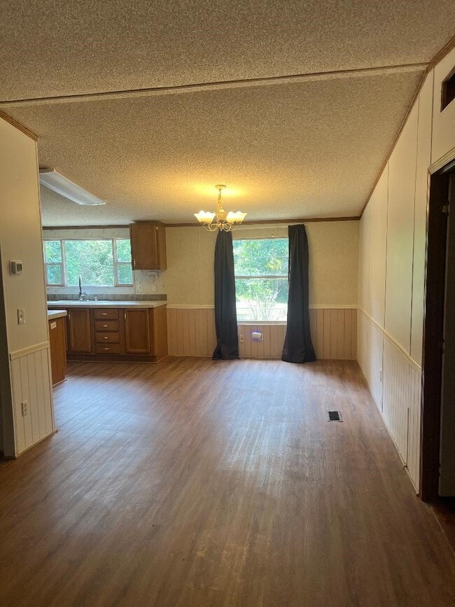 Building Photo - 2555 N Farm to Market 1486