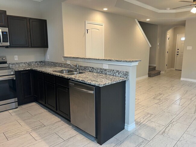 Building Photo - 6302 Luglio Ln