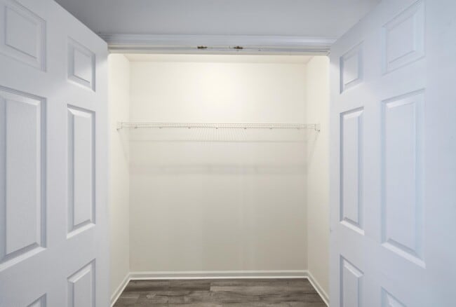 Building Photo - 1709 Juniper Dr