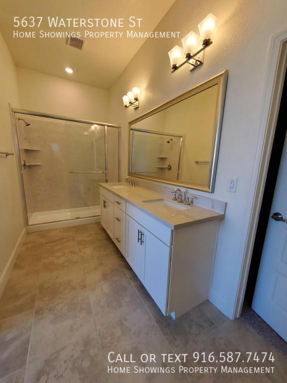 Building Photo - 5637 Waterstone St