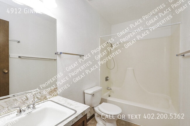 Building Photo - 4912 Ginny Ave