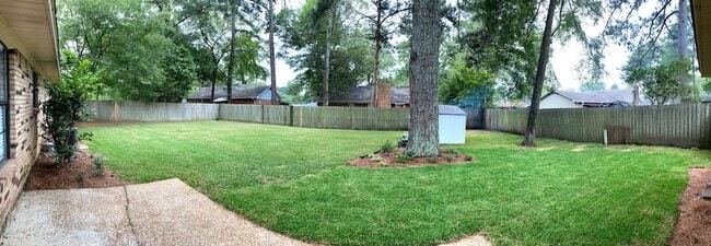 Building Photo - 3 Bedroom for Rent in Reservoir Brandon!