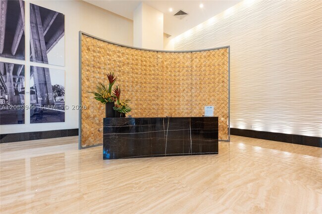 Building Photo - 951 Brickell Ave