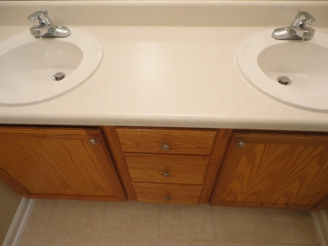 Building Photo - 905 Finchurch Cir