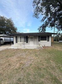 Building Photo - 665 Lake Apopka Blvd