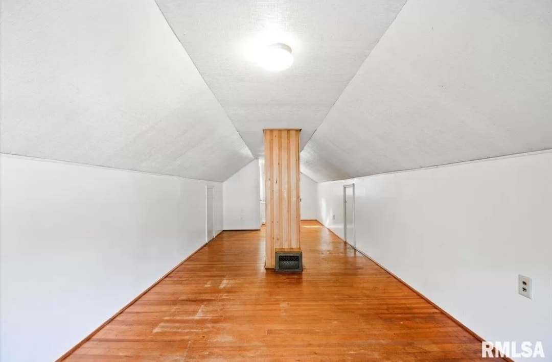 Attic bedroom. - 1029 W Monroe St