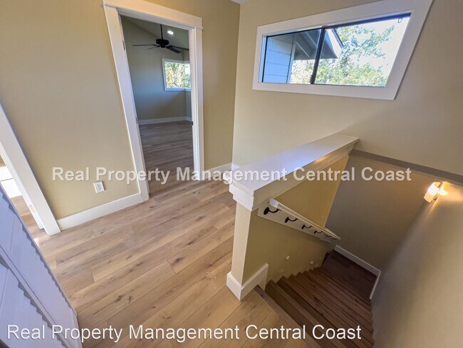 Building Photo - 2 br, 2 bath House - 881 Peach Street, Unit A