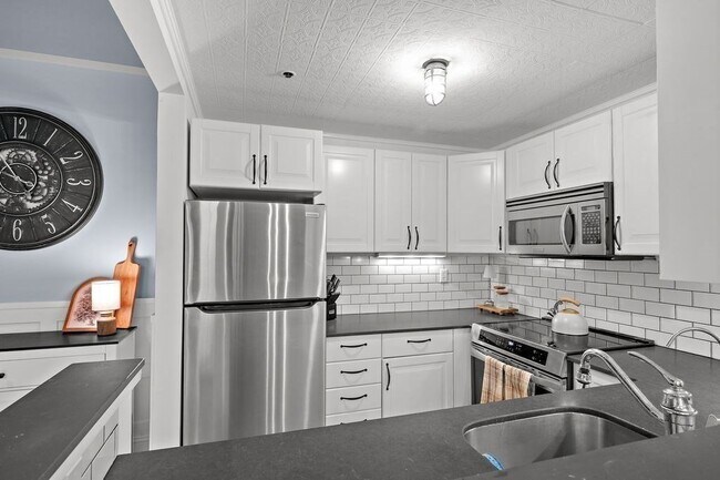 Building Photo - 50 Rantoul St