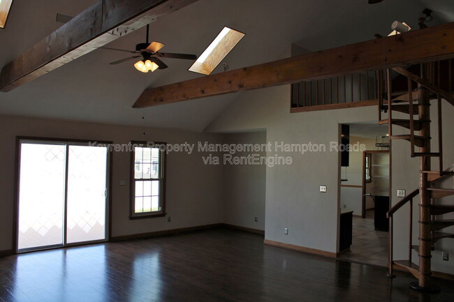 Building Photo - 1210 Plantation Lakes Cir