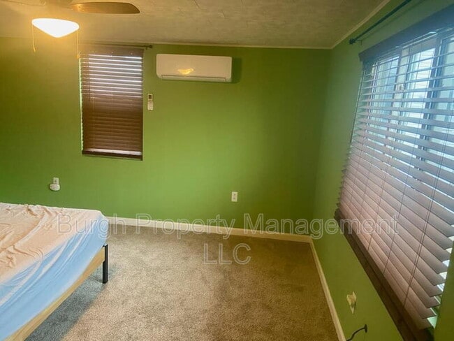 Building Photo - 5114 Lotus Wy