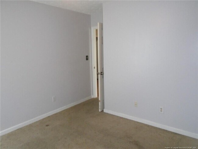 Building Photo - 6334 Greycliff Dr