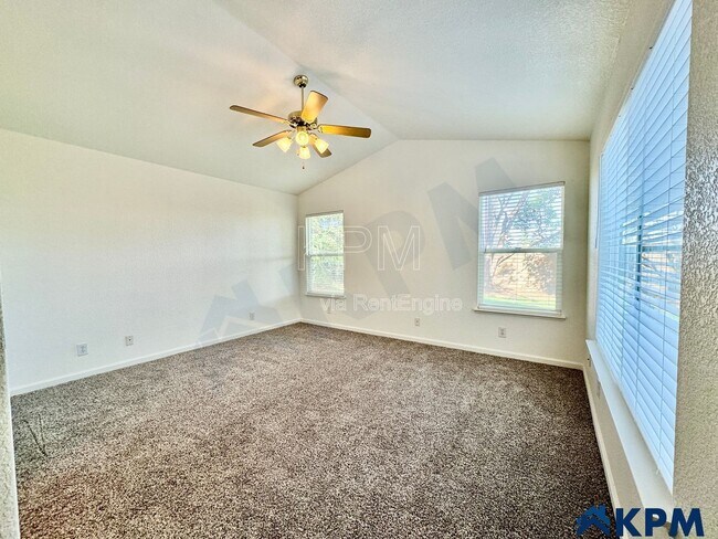 Building Photo - 18515 Monte Vista Dr