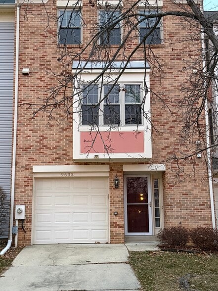 Building Photo - 9632 Hadleigh Ct