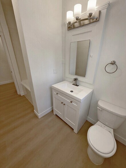 Building Photo - 2801 San Marino St