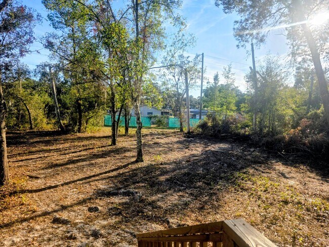 Building Photo - New 3 bedroom 2 Bathroom Home