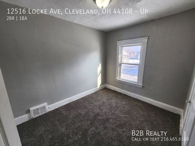 Building Photo - 12516 Locke Ave