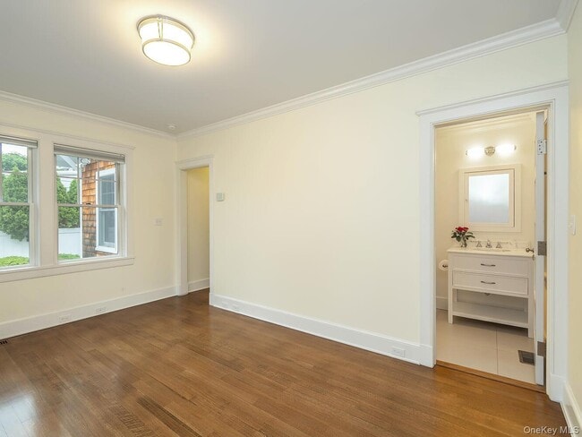 Building Photo - 29 Birch St