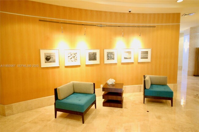 Building Photo - 1945 S Ocean Dr