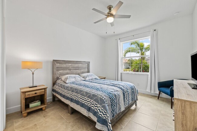 Building Photo - 4914 Sienna Isles Ave
